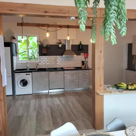 Sea Mountain House Машику