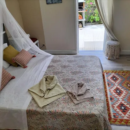 Sea Mountain House Машику