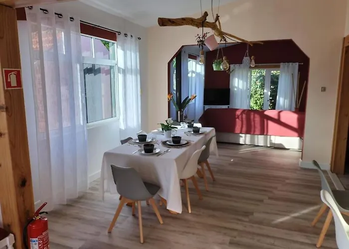 Sea Mountain House マシコ